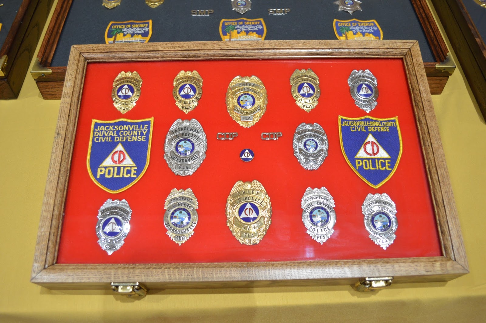 BADGE COLLECTOR ORLANDO, THE VACATION CAPITAL, HOSTS POLICE COLLECTORS AT ROSEN PLAZA HOTEL