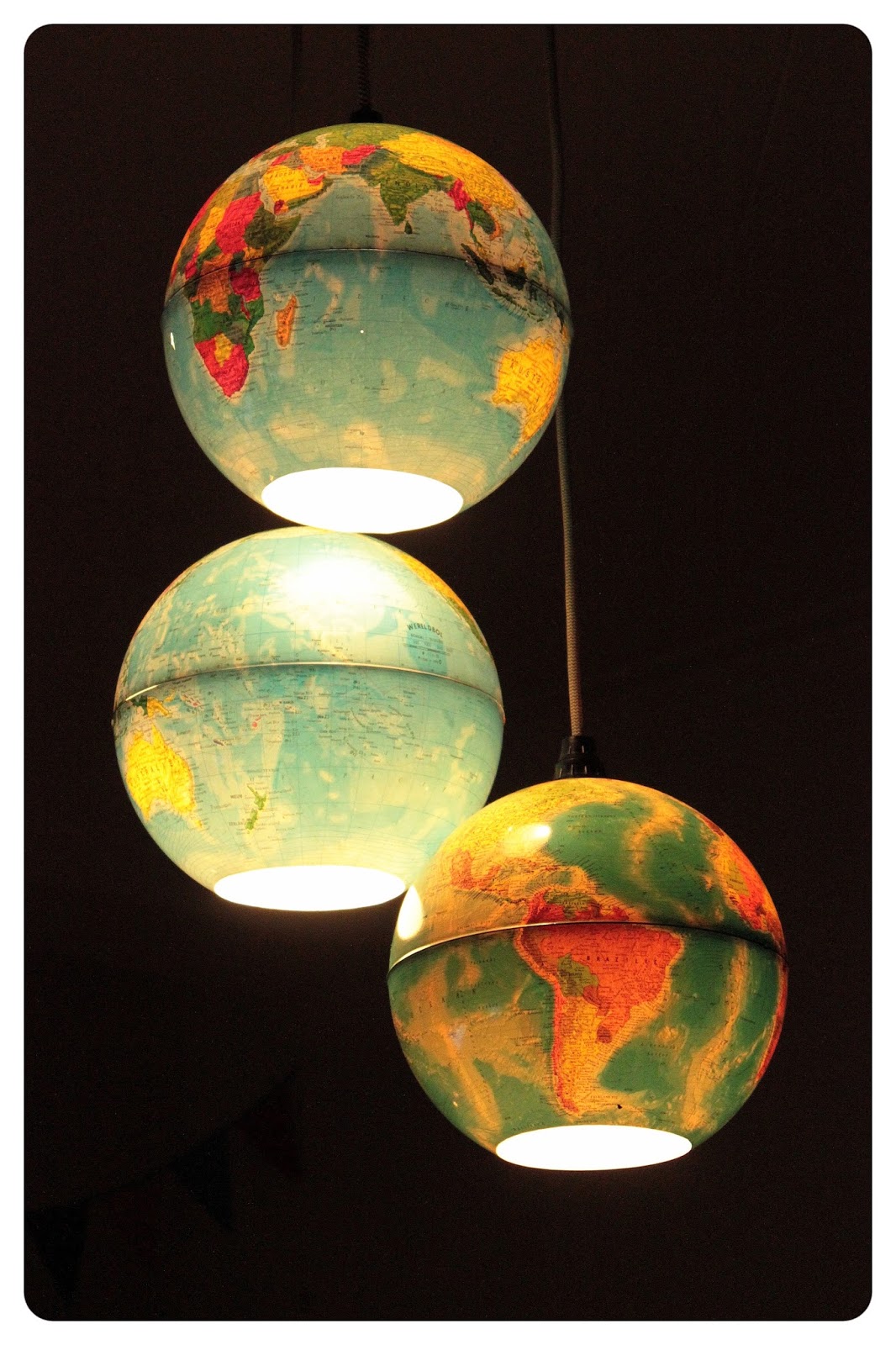 JR*BOT HANGING GLOBE LAMP 'Small version"