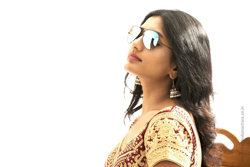 Eesha Rebba photoshoot by Manoj Kumar Katokar