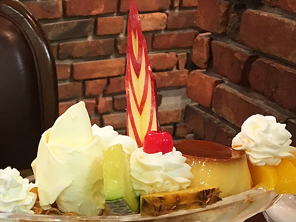 柏高島屋内にある純喫茶『コーヒープラザ壹番館』のプリンアラモード