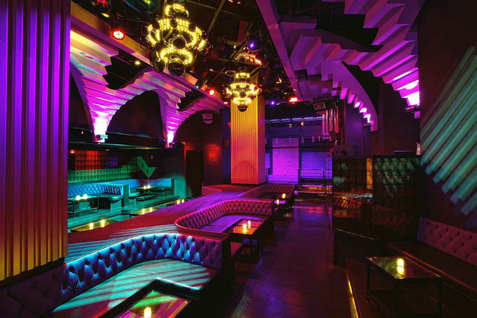 braxton and yancey: ﻿Fantastic Modern Night Clubs, Bars and Restaurants - A Riot of Light, Color ...
