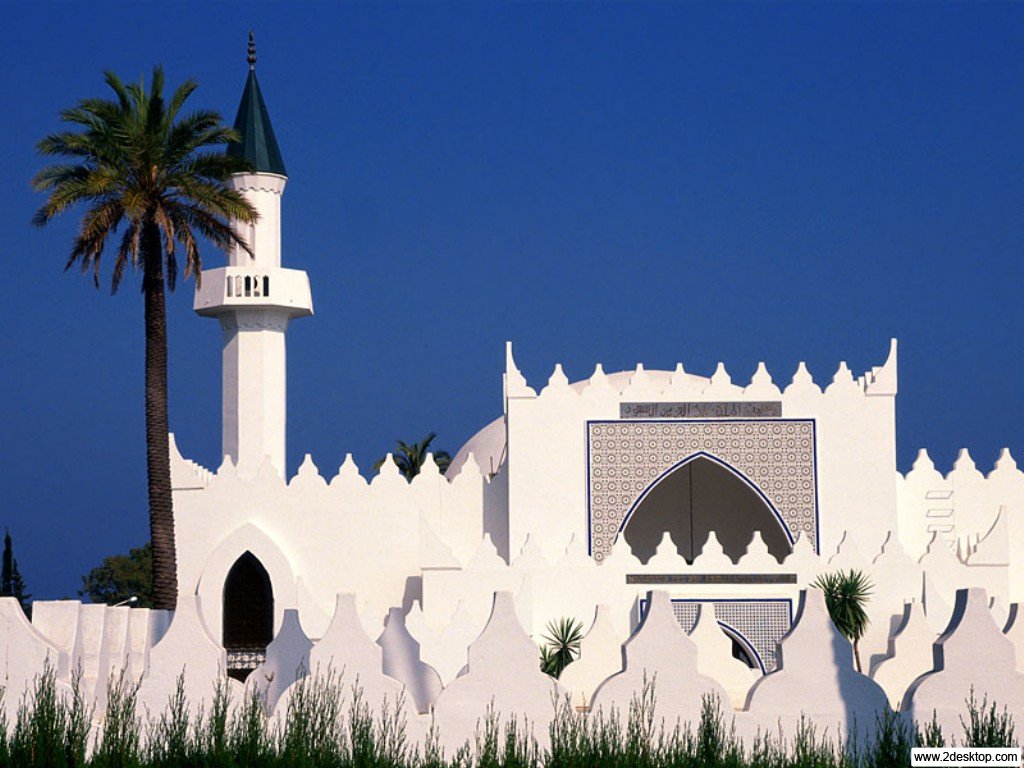 http://3.bp.blogspot.com/-EaYJrujrKfU/Tk_bf1wXzaI/AAAAAAAAL-g/v_Tpieg0CpA/s1600/Mosque_Of_The_King_AbdulAziz_Marbella_Spain_2525_1024_768.jpg