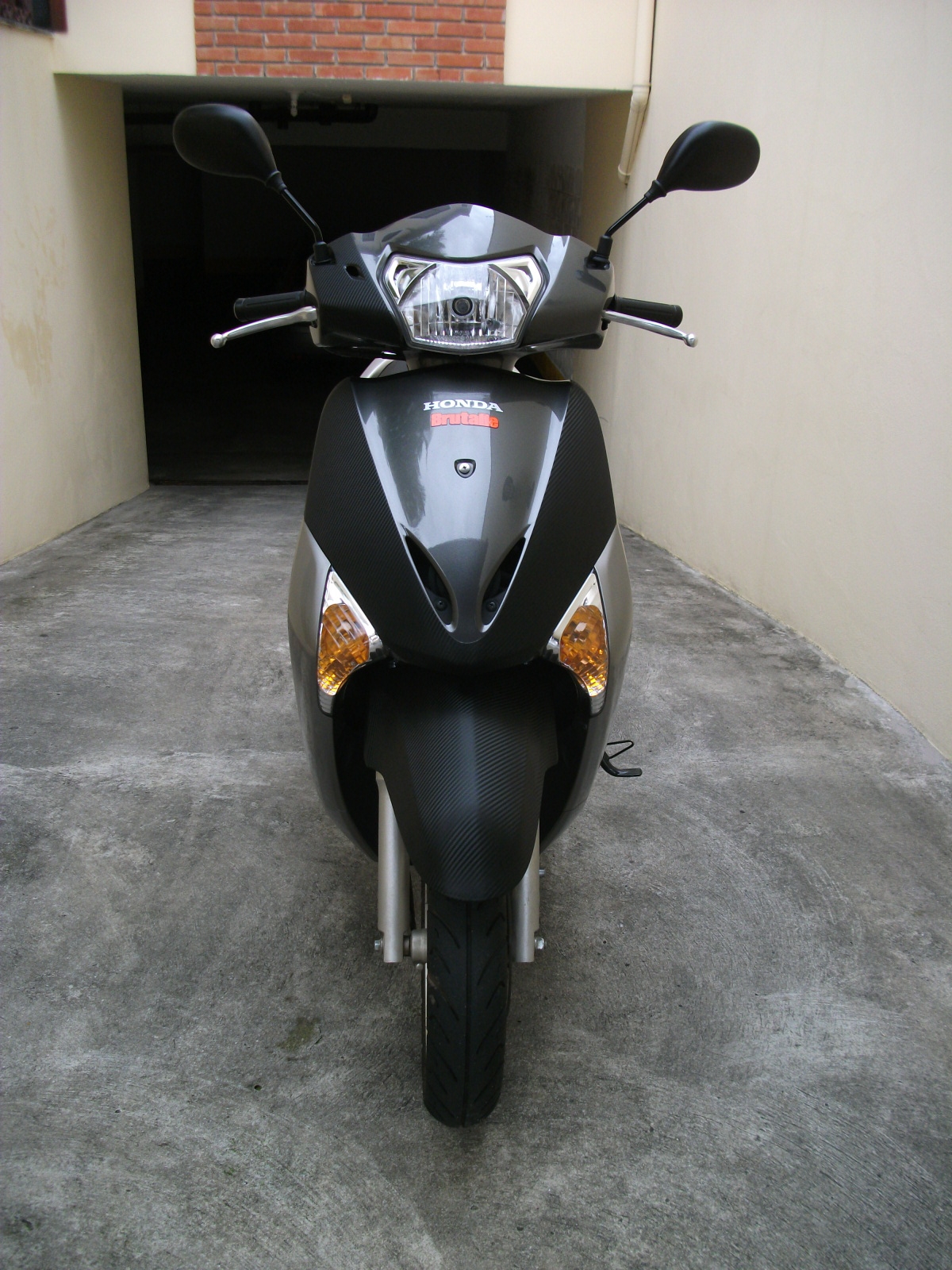 Honda lead 20