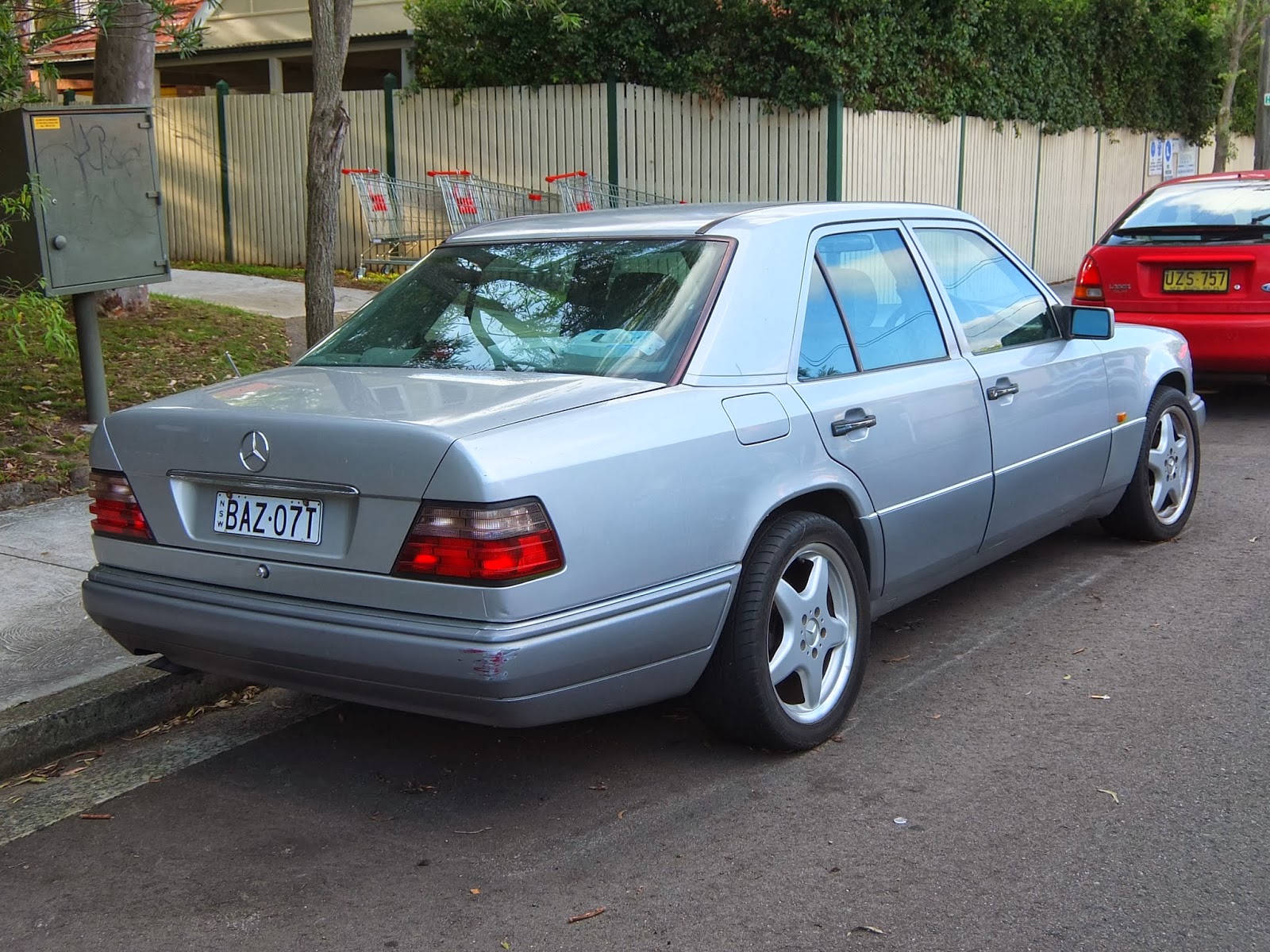 Мерседес w124 Худжанд