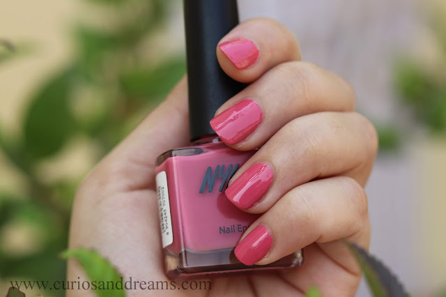 Nykaa nail polish, Nykaa wedding edition nail polish, review, swatch, pink bloom