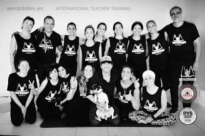 aeroyoga-descubra-franquia-que-lhe-da-ferramentas-succeso-profissional-yoga-pilates-fitness-teacher-training-certificacao-cursos-sao-paulo-belem-rio-lisboa-porto-braga-brasil-portugal-treinamento-spor