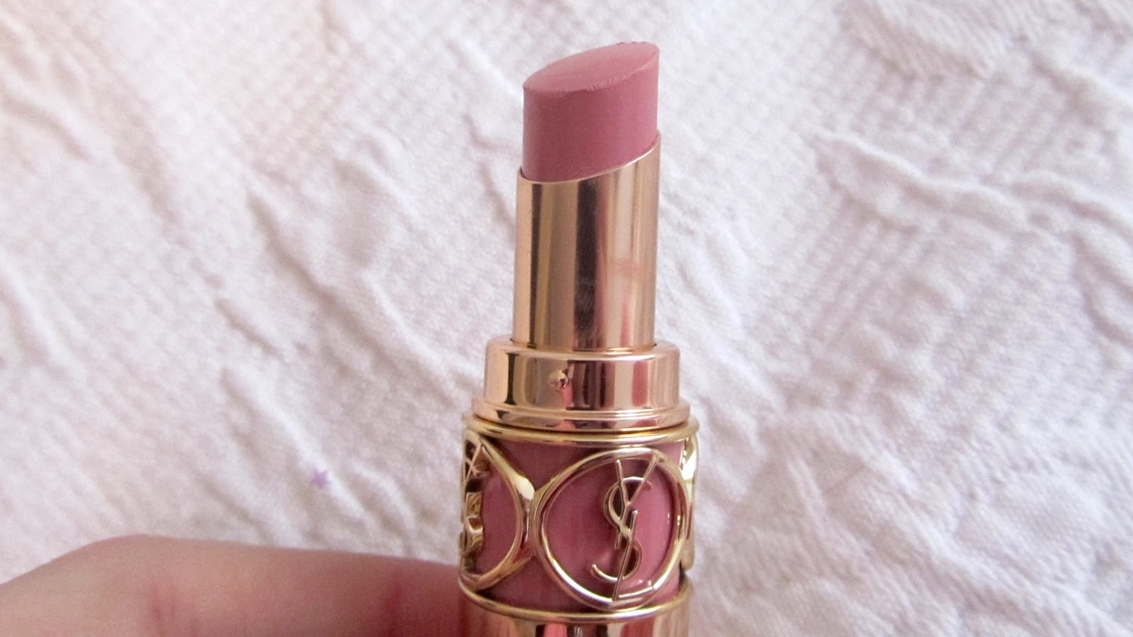 Ditzy Glamour YSL Lipstick Review