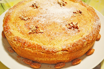 tarte pasticciotto, gâteau sablé et crème pâtissière made in salento
