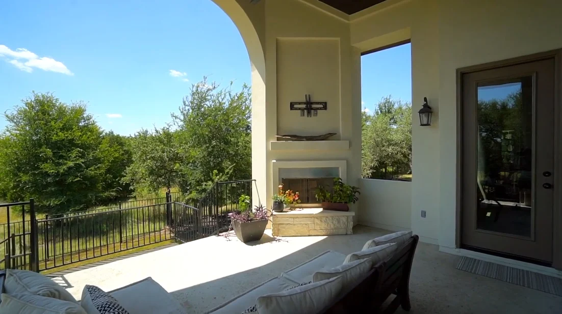 26 Interior Design Photos vs. Rocky Creek Austin Texas Luxury Home Tour