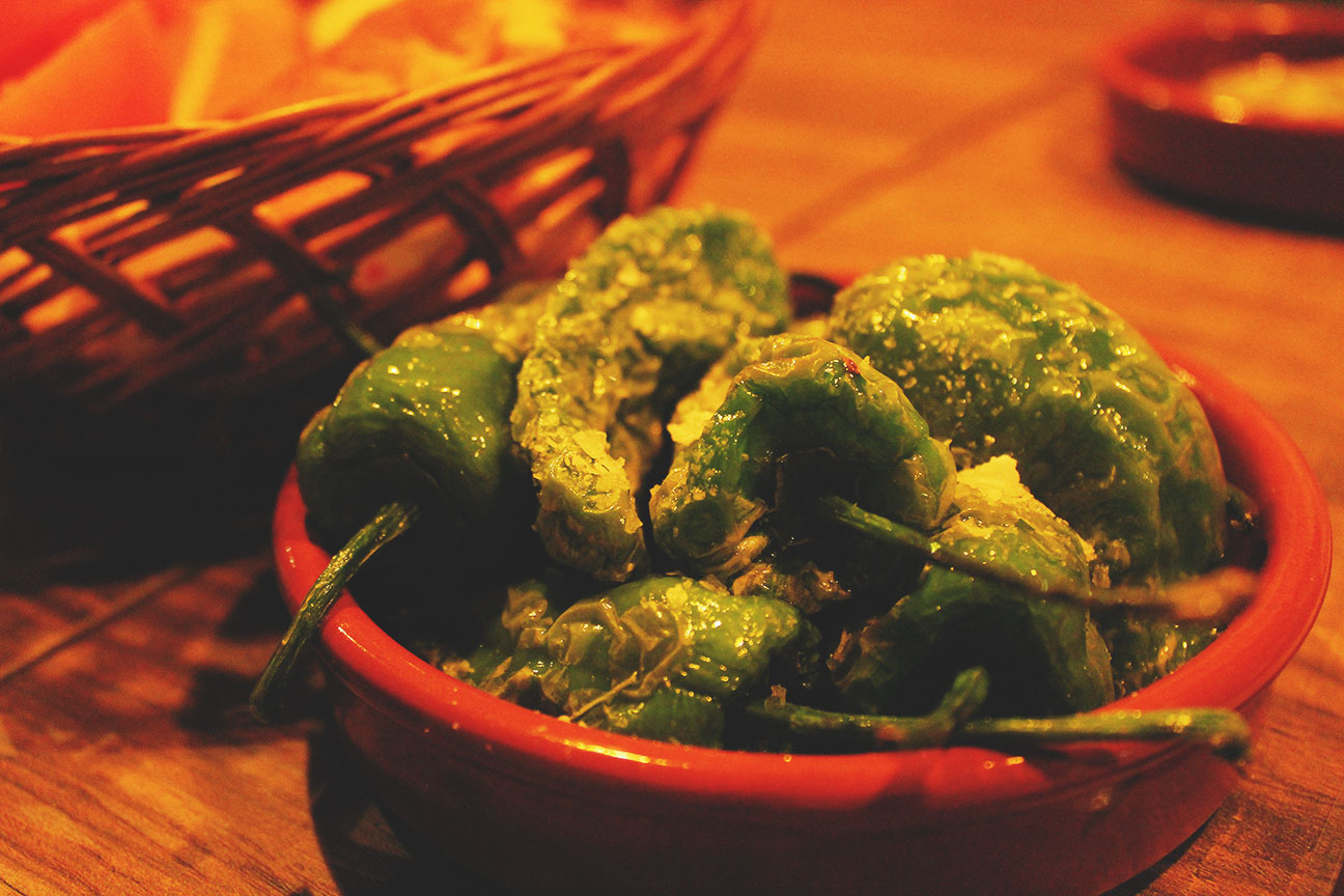 Zsofi Tapas and Bar theMOOSE makan travel 画画 * a Singapore food and