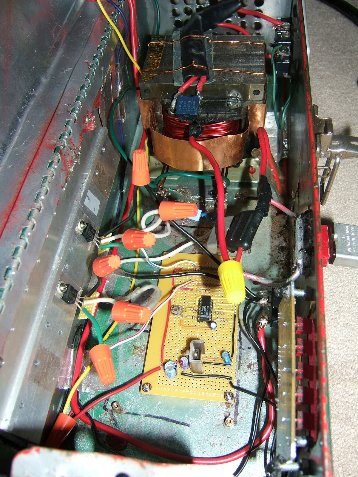 Discussing Adding a Capacitor at Inverter Outputs | Circuit Diagram Centre