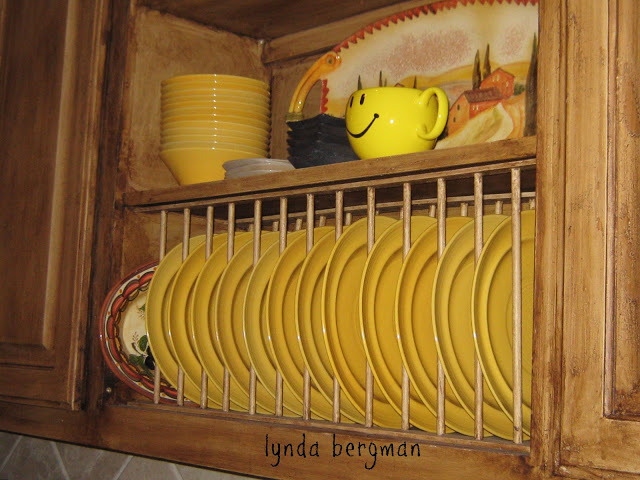 HOW TO BUILD & INSTALL A PLATE RACK FOR A CABINET