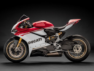 Ducati Panigale S Anniversario Looks Set To Stun!
