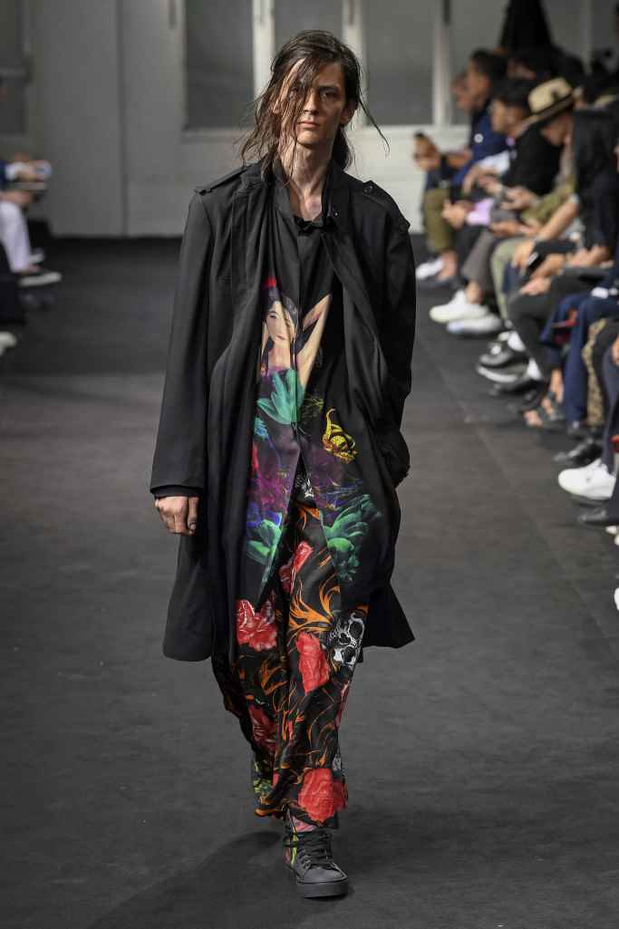 Yohji Yamamoto Spring-Summer 2019 - Paris Fashion Week | Male Fashion ...