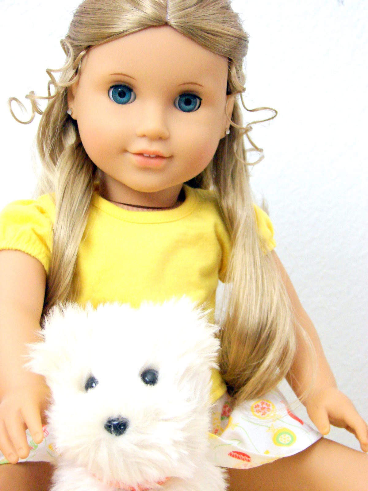 American Girl Doll Play Loving Elizabeth