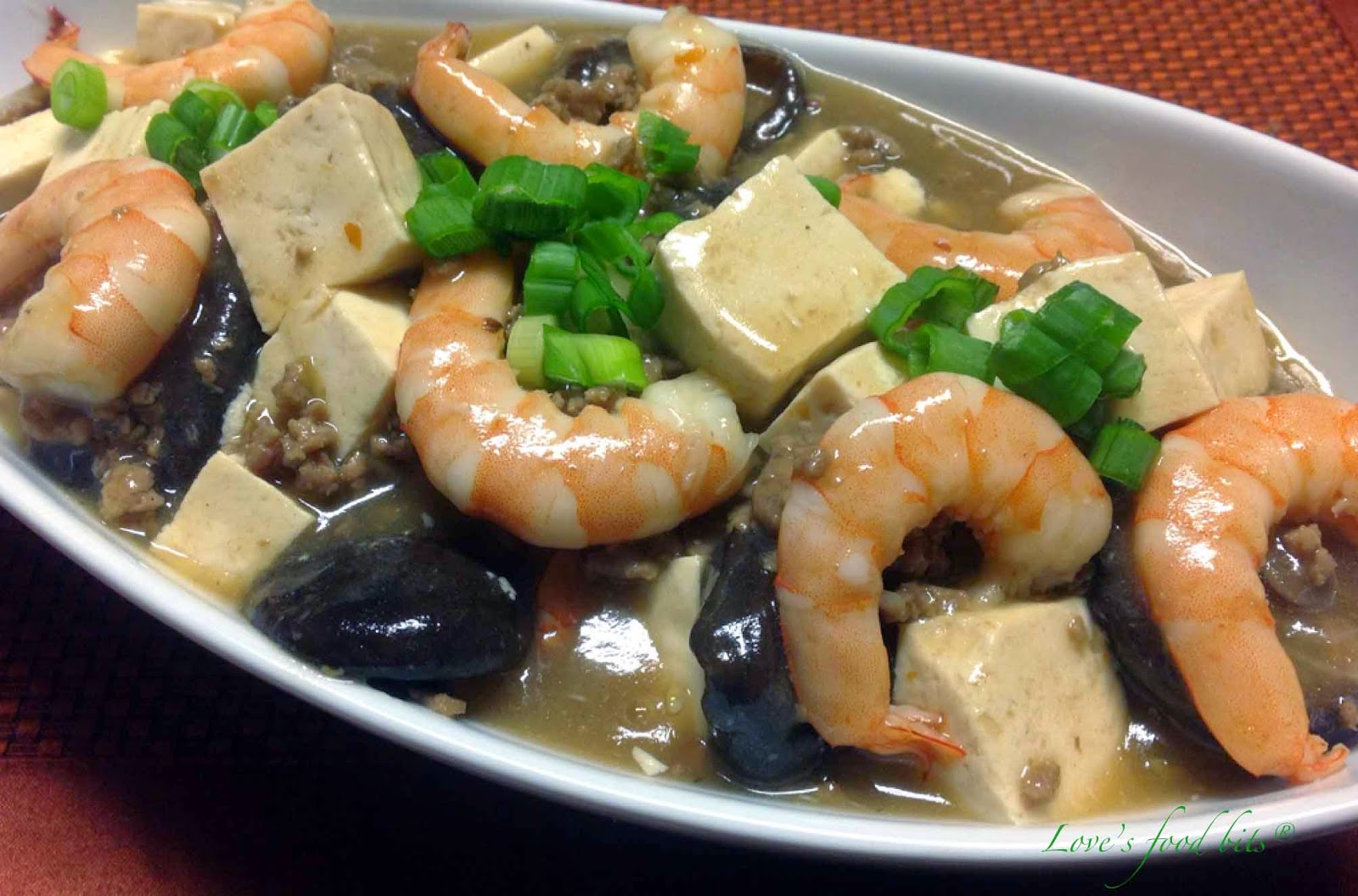 Love's Food Bits Tofu with Shrimp, Ground Pork and Shiitake Mushroom