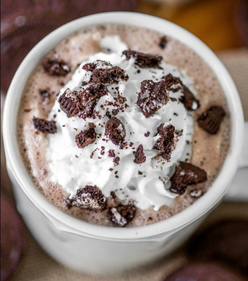 Cookies and Cream Hot Chocolate hotchocolate drink