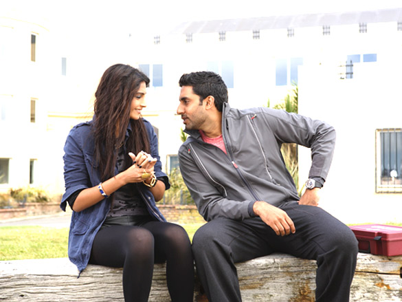  sonam kapoor hot still1 -  sonam kapoor hot players Movie Stills