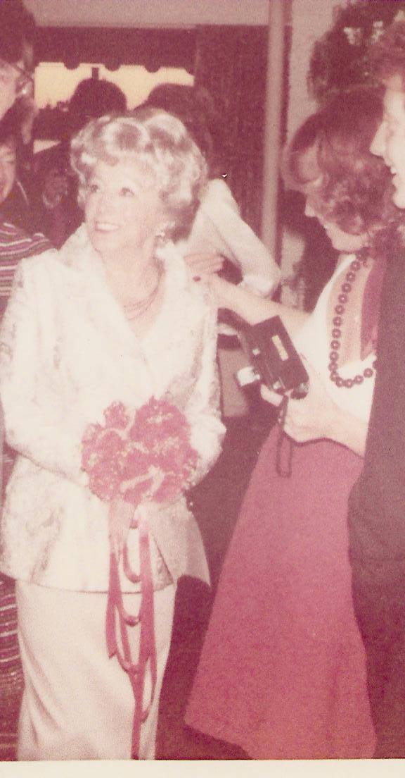 THE MAYBELLINE STORY : Maybelline Heiress Evelyn Williams becomes a