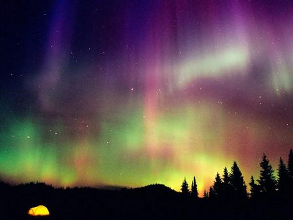 Foto-foto Aurora, Fenomena Alam Paling Indah di Dunia 