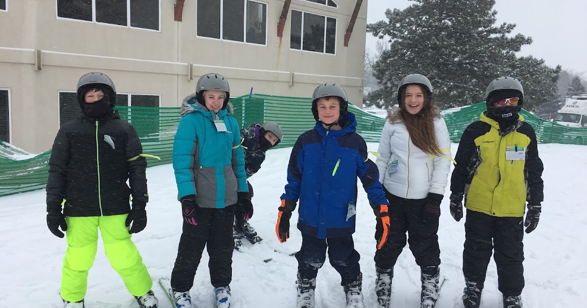 LP Bulldog Blog LESTER PRAIRIE PE STUDENTS GO SKIING