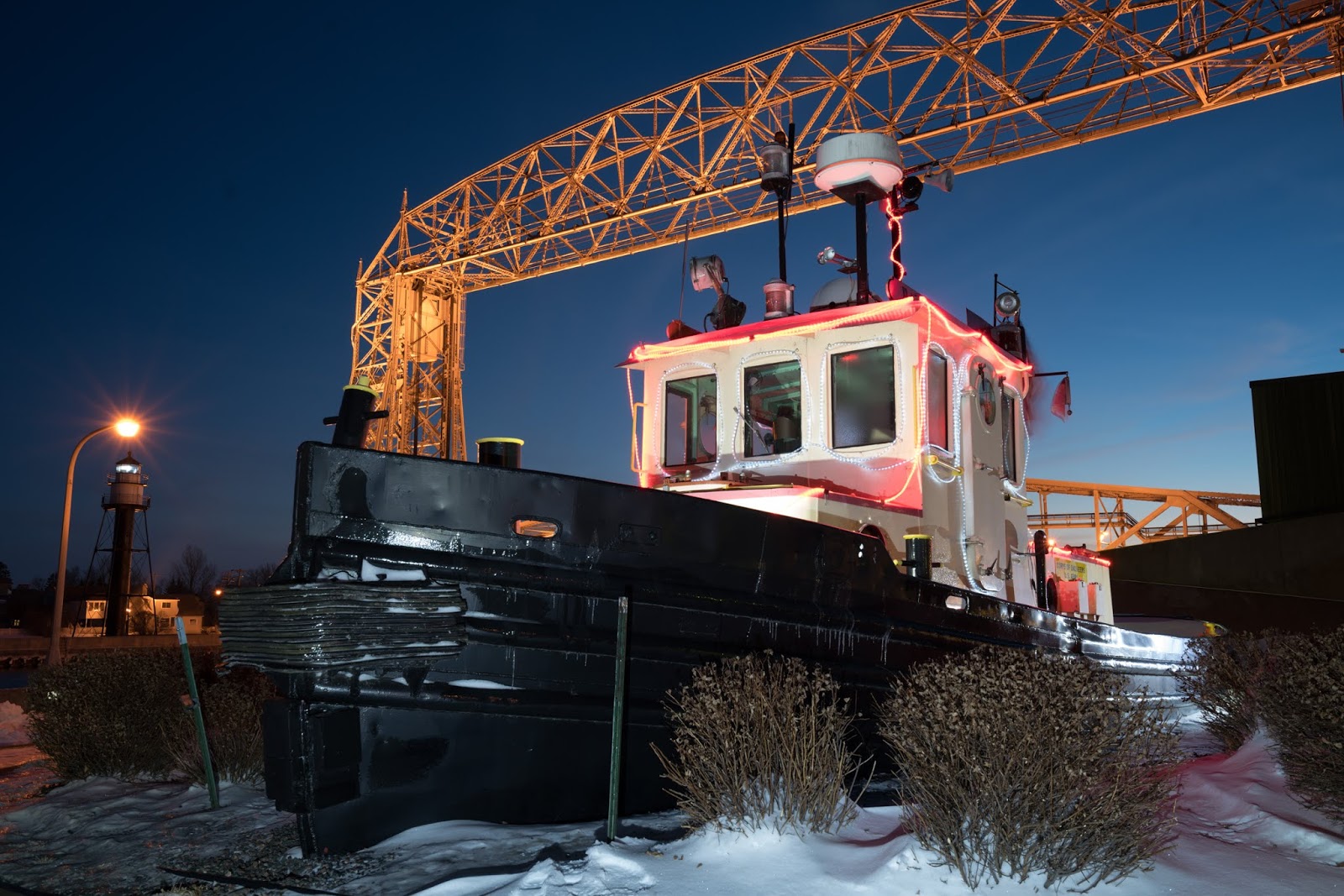Duluth Harbor Cam Tug Bayfield