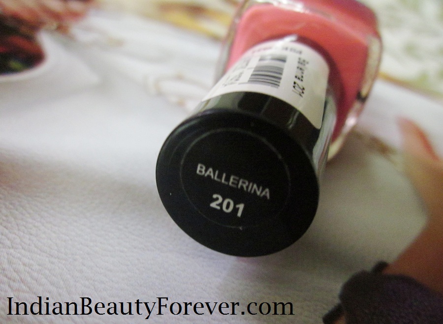 Faces Canada nail paint in Ballerina