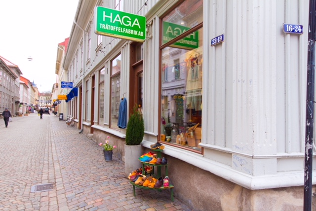 haga clogs