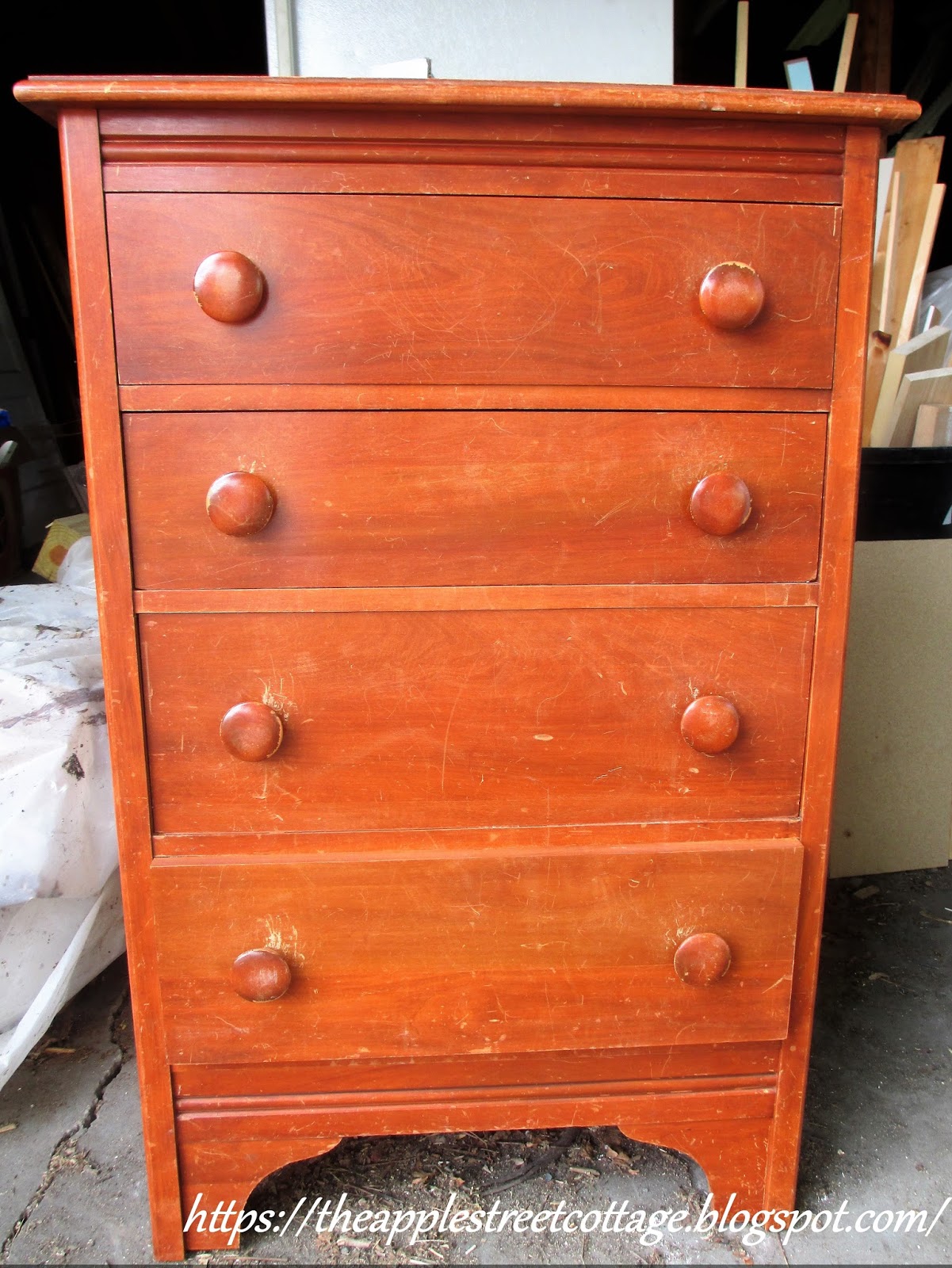 The Poplar Chest Of Drawers