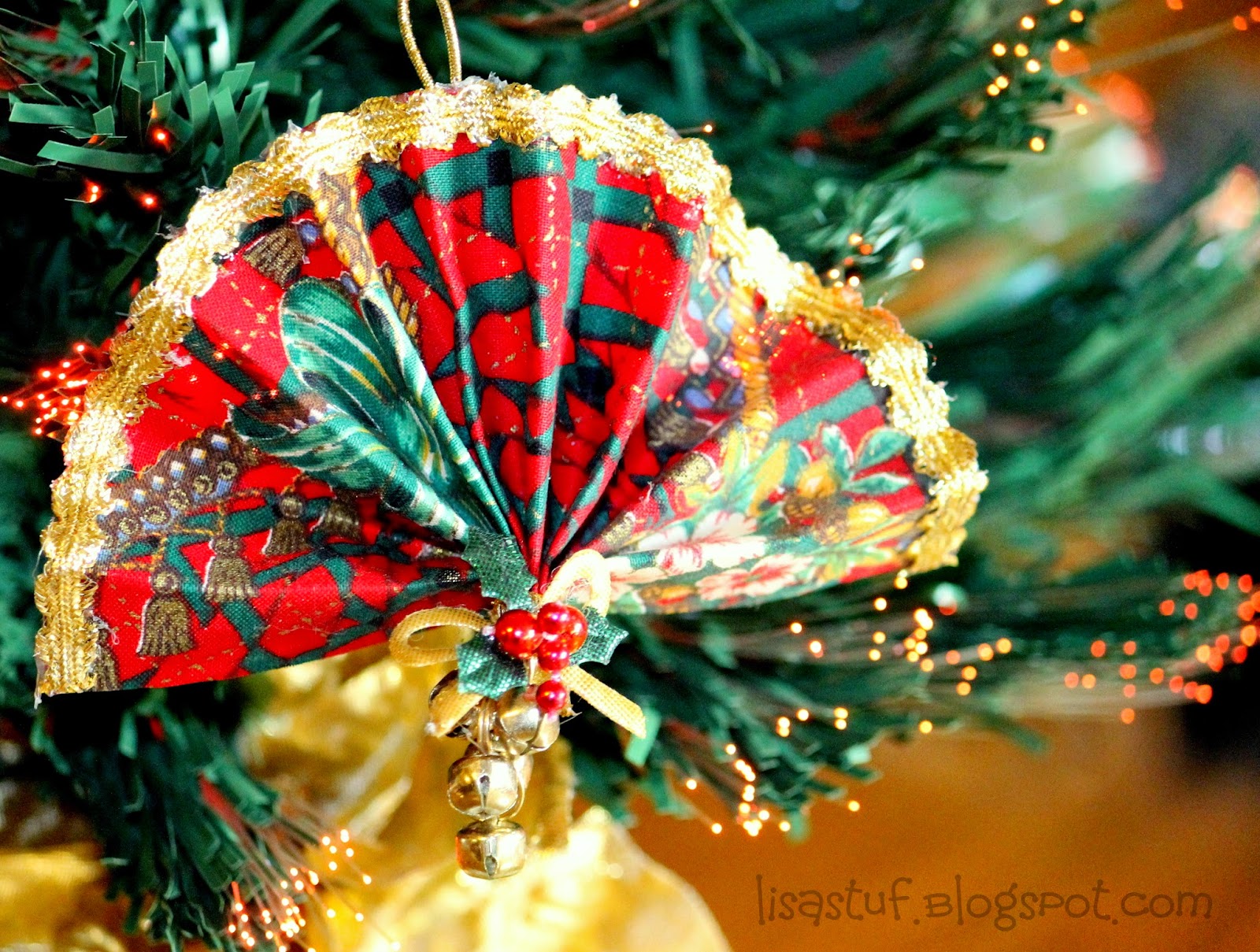 StuffnSuch By Lisa Ribbon Fan Ornament
