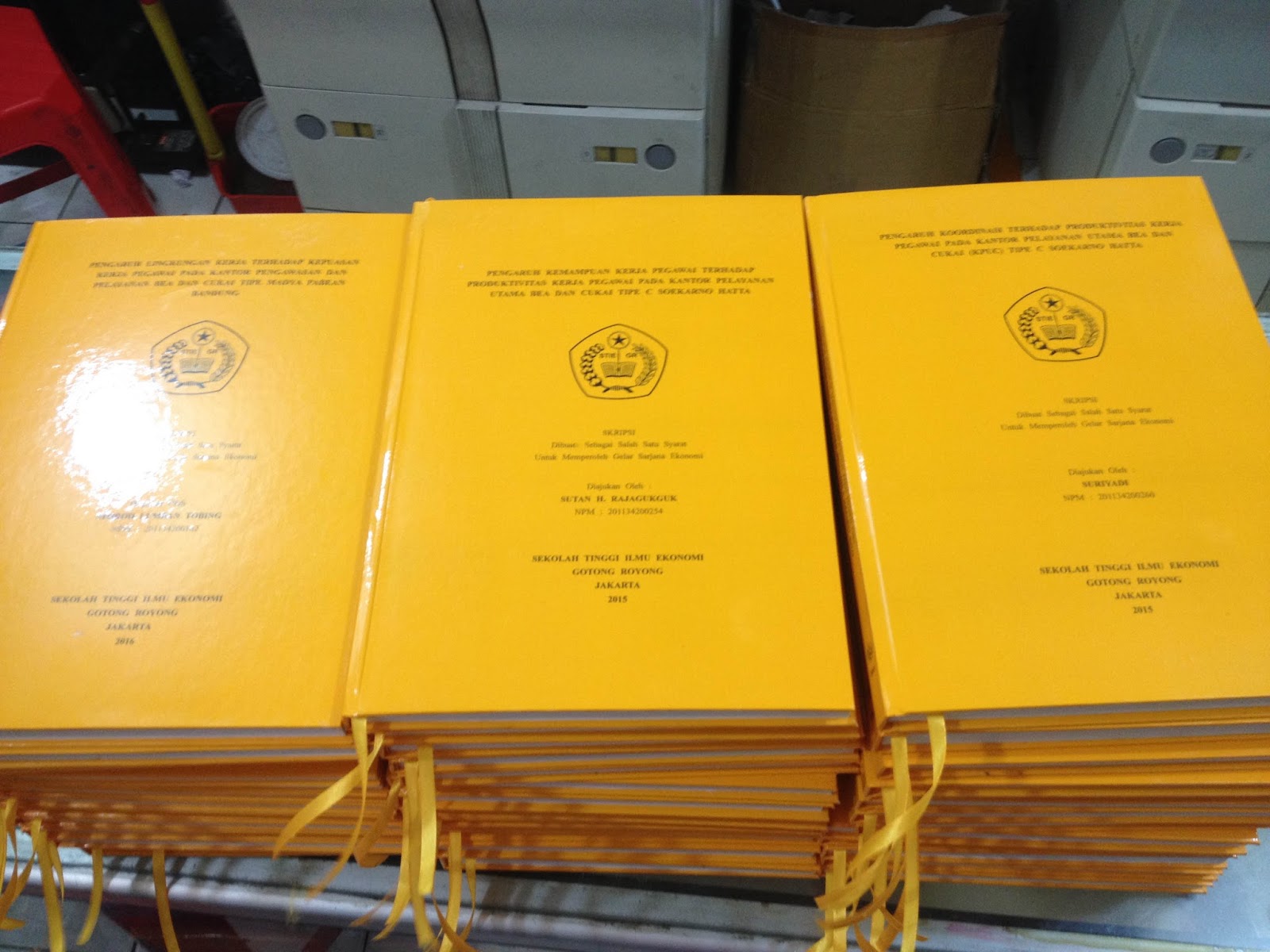 Melayani dan Menerma Jasa Jilid Hard Cover Murah