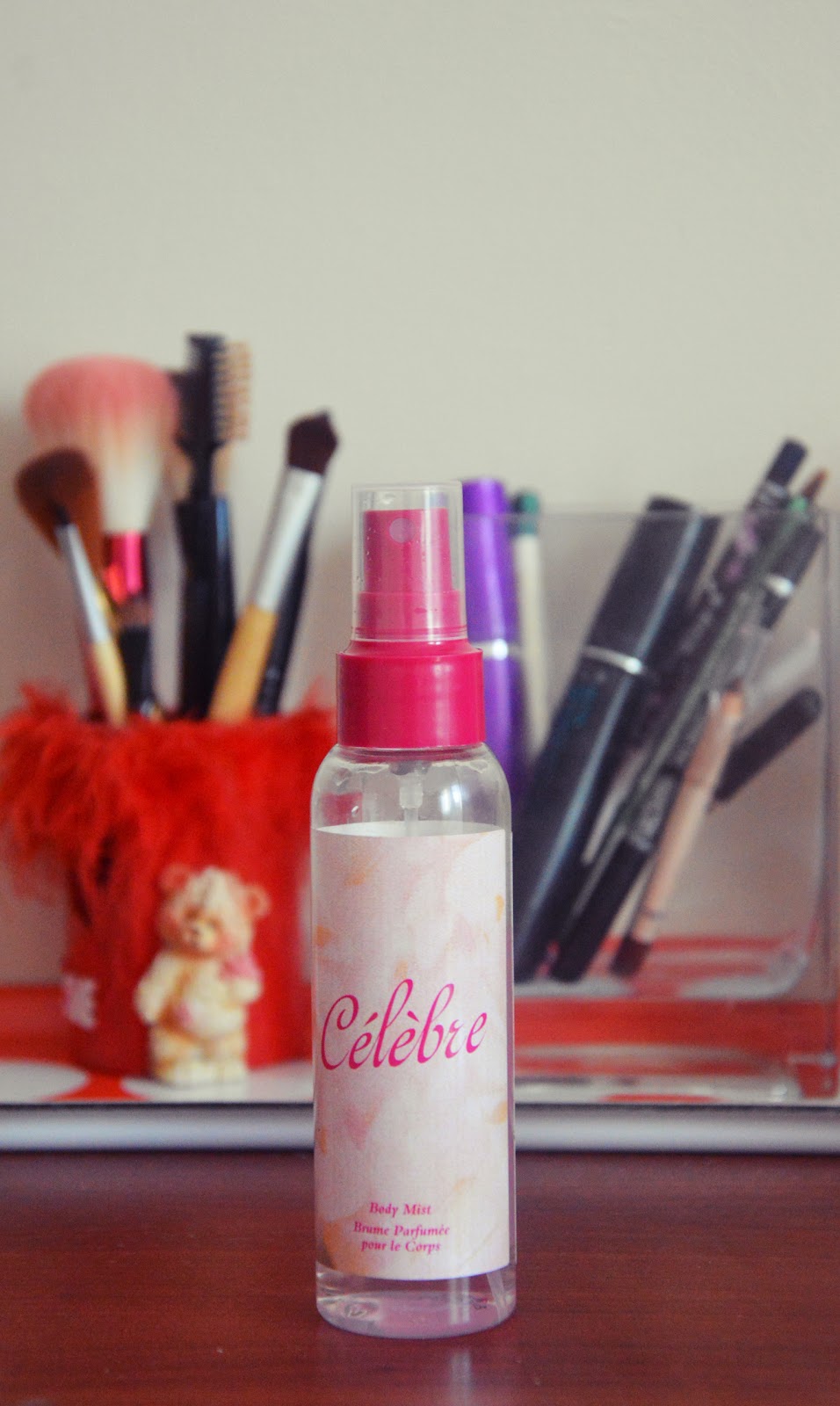 izmirli Kızlar Avon Celebre Body Mist