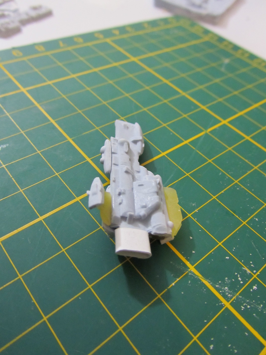diy spaceship miniatures