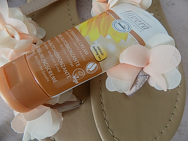 Lavera Face Self Tanning Cream 