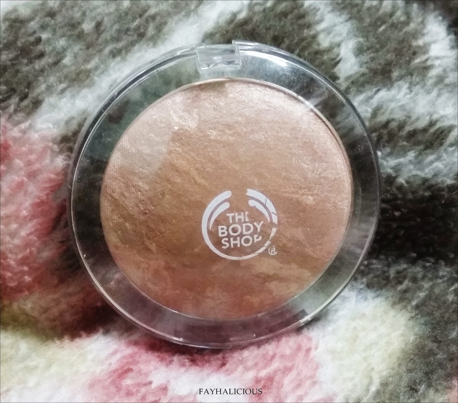 Fayhalicious BEAUTY The Body Shop Bronzing Powder Warm Glow