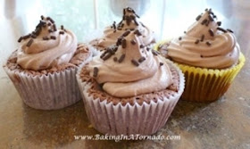 Chocolate Sponge-cake Cupcakes | www.BakingInATornado.com | #recipe