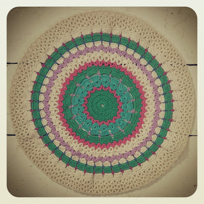ByHaafner, crochet, round, doily, pastel