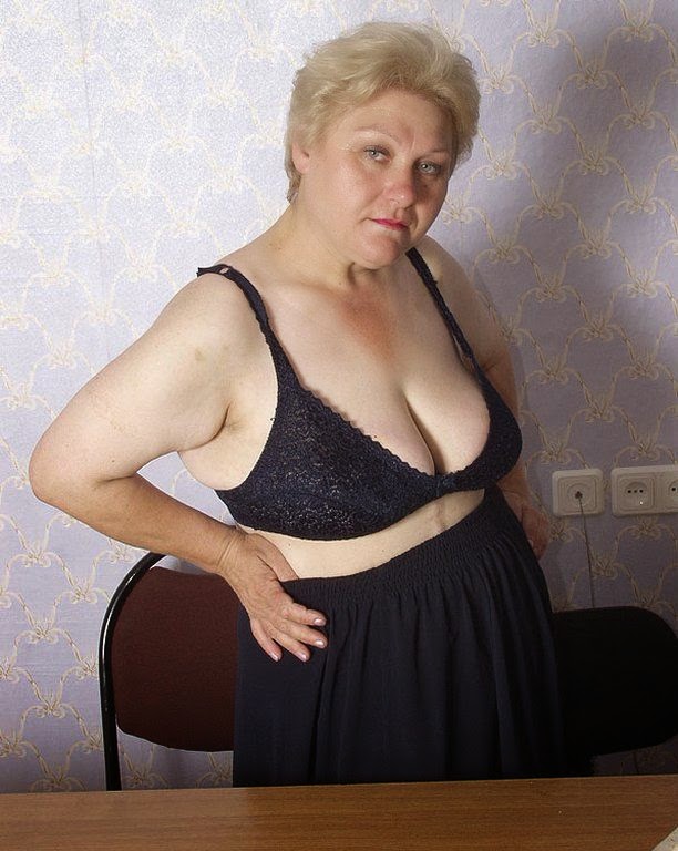 Huge Granny Plumper - Milf chubby grannys - Nude gallery