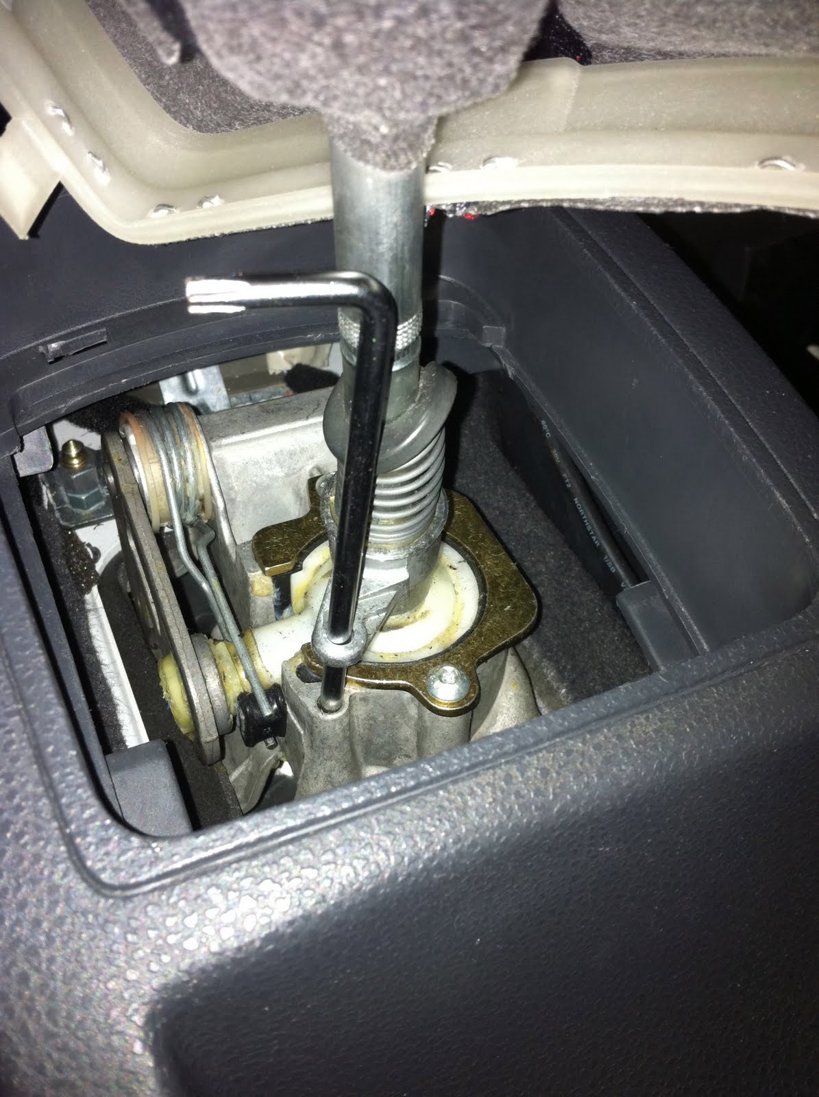 To My PUG GTI Station Shift Linkage Adjustment