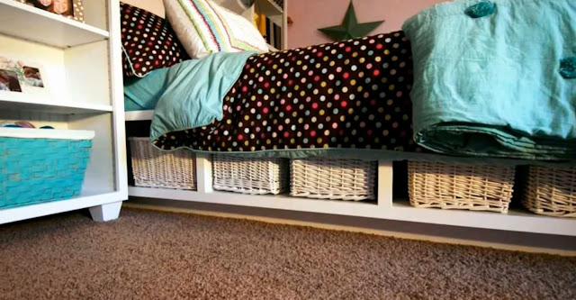 Tempat Tidur Dengan Laci di Bawahnya Tempat Tidur Dengan Laci di Bawahnya