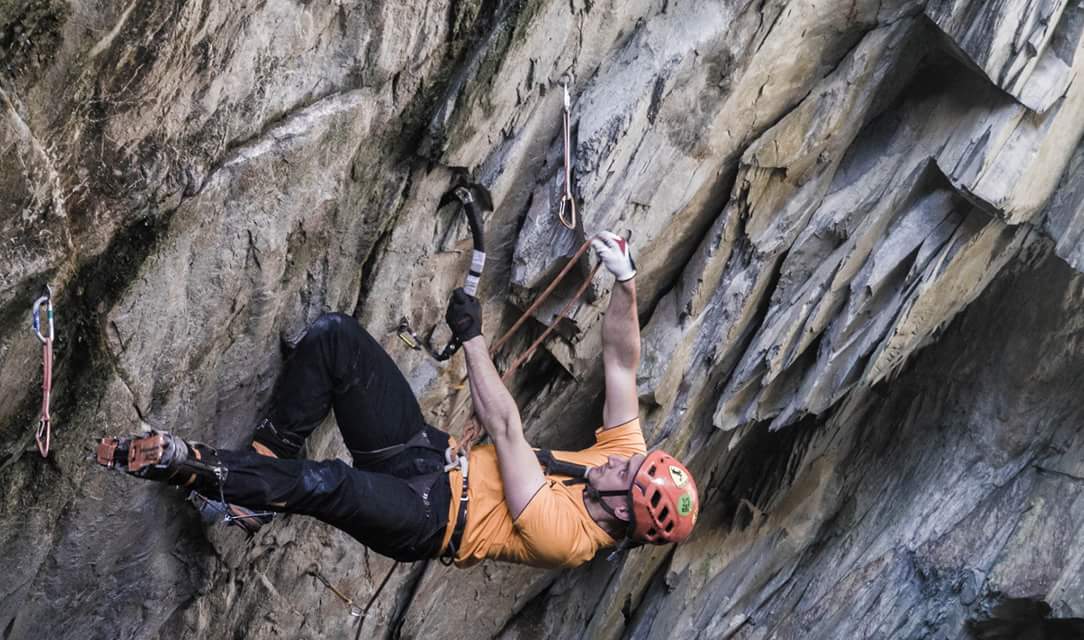 Petzl Aquila Climbing Harness