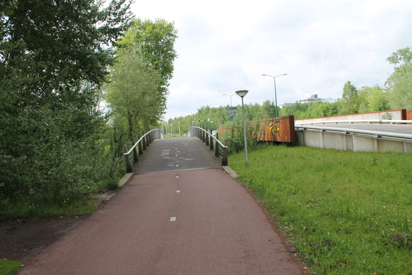 Eindeloze Omwentelingen Eindhoven bruggen en tunnels