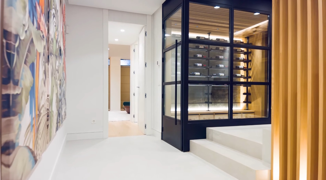 Tour Nueva Andalucia, Marbella Contemporary Villa vs. 23 Interior Design Photos