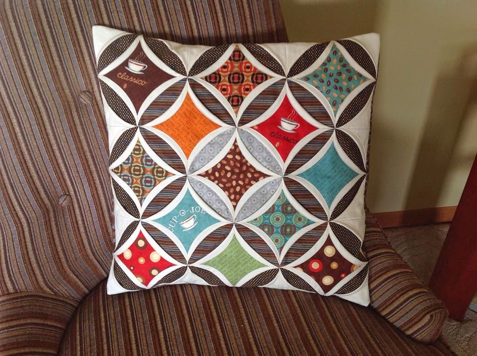 Jean's Quilting Page: Modern Cathedral Window Pillows
