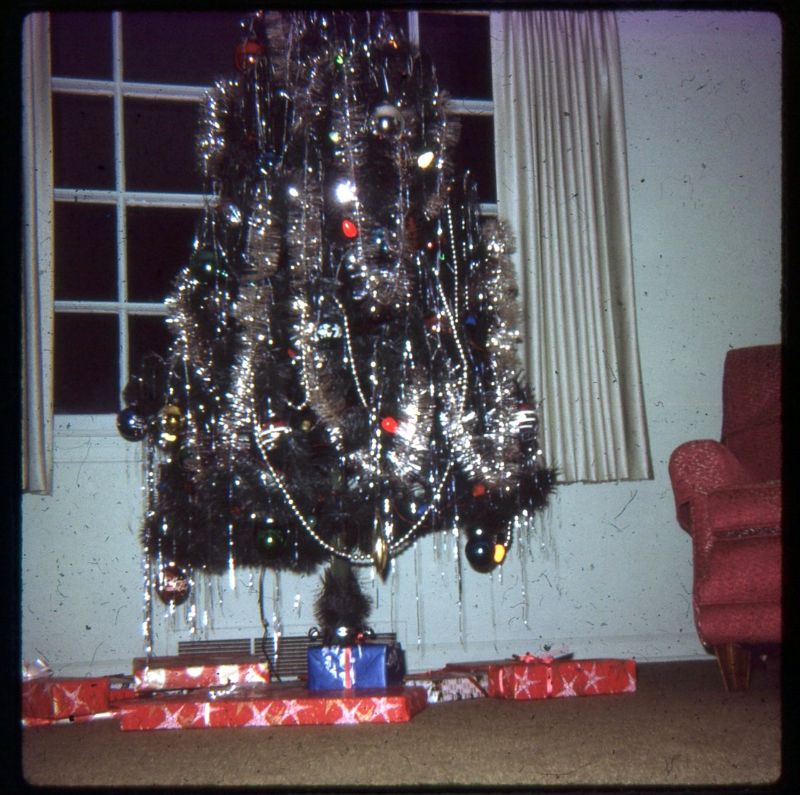 Script Async Src Pagead2 Googlesyndication Pagead Christmas House Interior 1950s And 1960s 2832 29 Jpg