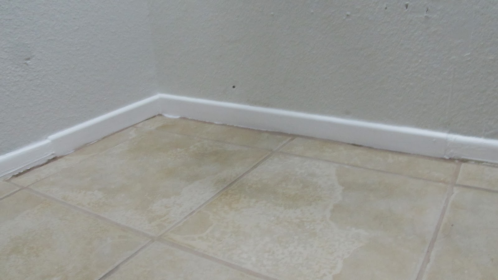Adventures in DIY Hall Bathroom Reno Baseboards