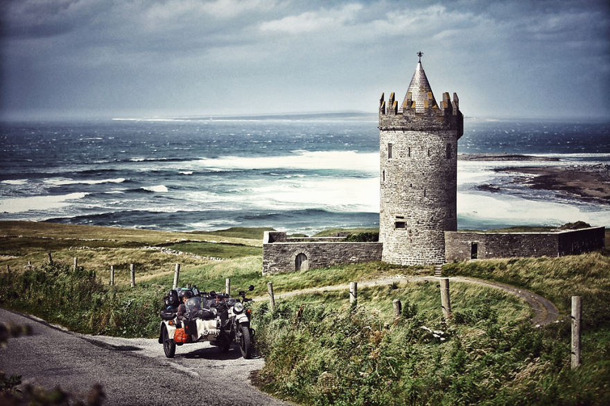 Doonagore Castle in Ireland - We Wanted To Show The World To Our 4-Year-Old So We Went On A 28,000Km Trip Around Europe