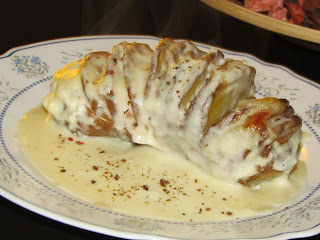 Cartofi evantai umpluti cu prosciuto si branza / Croque Monsieur Hasselback Potatoes