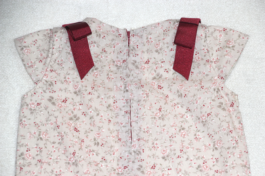 DIY Costura: Vestido de niña con cintura baja (patrón molde gratis)