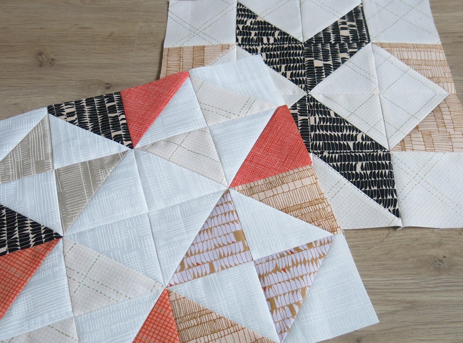 Luna Lovequilts HST QuiltAlong Pointed and Intersection